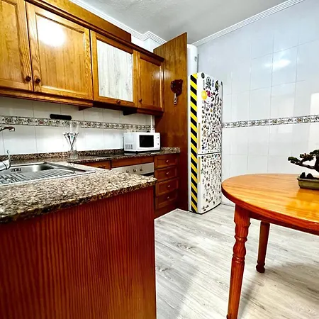 Charming 2-bed House In Torrevieja